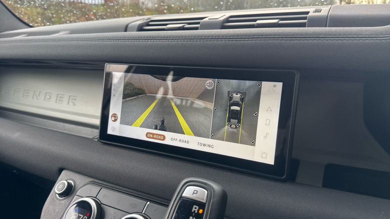 Land Rover Defender 2.0 D200 SE 110 5dr Auto Diesel Estate